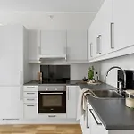 Modern Apartment In The Center Of Bergen