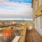 Stay Panorama - Best View In Bergen L 2Br & Terrace