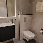 Near Bergen City, Apartment 7 Min From The Airport, Free Parking