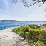 Welcome To Our Home In The Centre Of Bergen!
