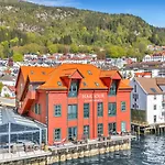 Heimby - Roomy Studio W Free Parking And Seaview
