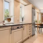 Bright 2-Floor Apartment In Charming Nordnes