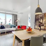 Rogagaten 15