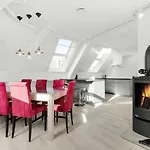 Kong Oscars Apartments