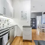 Modern Apartment In City Centre