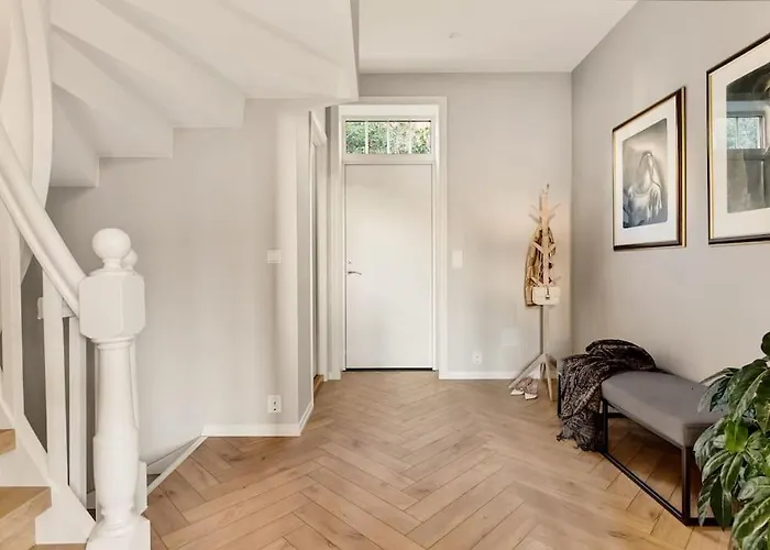 Villa Bergen. Historic Luxury Near The City Centre