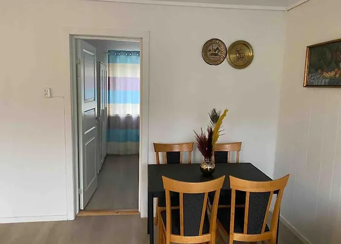 Lovely 2 Bedroom Apartmen With Free Parking