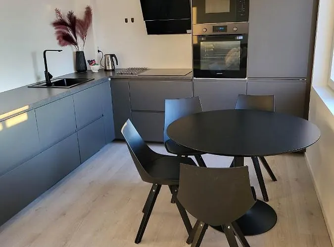 Apartment Nearby Sentrum