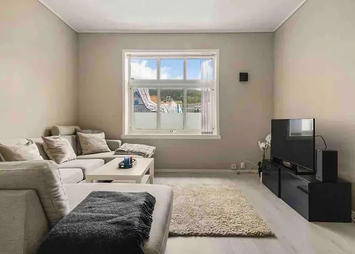 Newly Renovated Apartment Centrally Located In Bergen