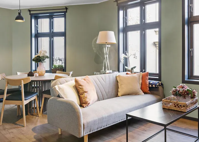 Elegant Urban Apartment