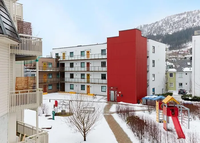 Bergen\'S Finest: Sleek Oasis With Two Bedroom
