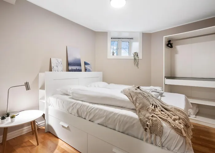 New! Modern City Apt: Central W/ Private Entrence