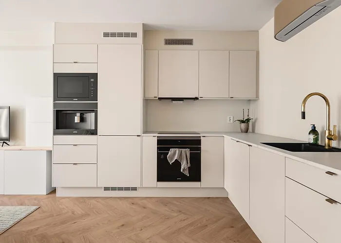 Dinbnb Apartments I Luxury Apartment Behind Bryggen I Renovated 2024