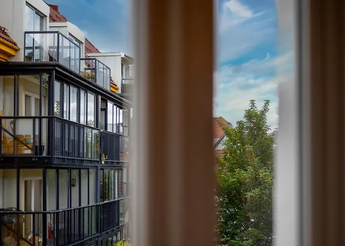 Roomsly Apartments I Stay Next To Bryggen With Balcony