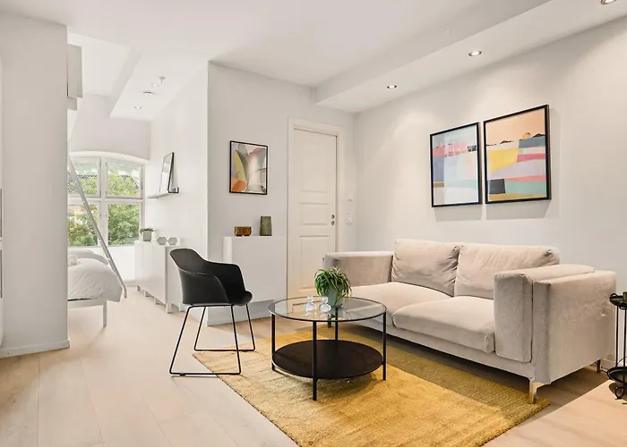 Dinbnb Apartments I Historical Building I 50M To University Museum