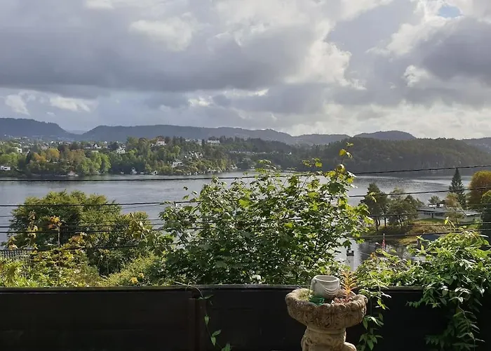 Lovely Big Rental Unit With A Fantastic View