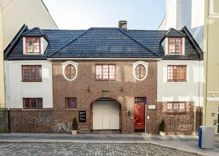 Dinbnb Apartments I Experience Bergen I 650M To Bryggen I Shared Patio