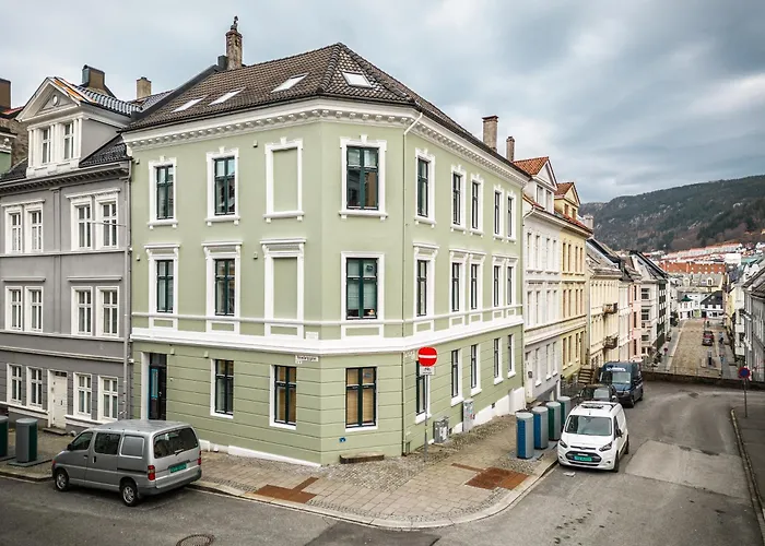 Rosen Apartment