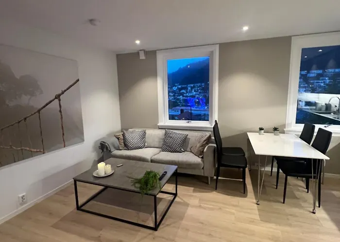 Modern Apartment With Free Parking