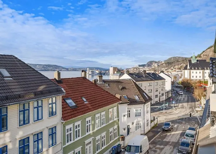 Dinbnb Homes I Family Friendly Home In Historical Sandviken