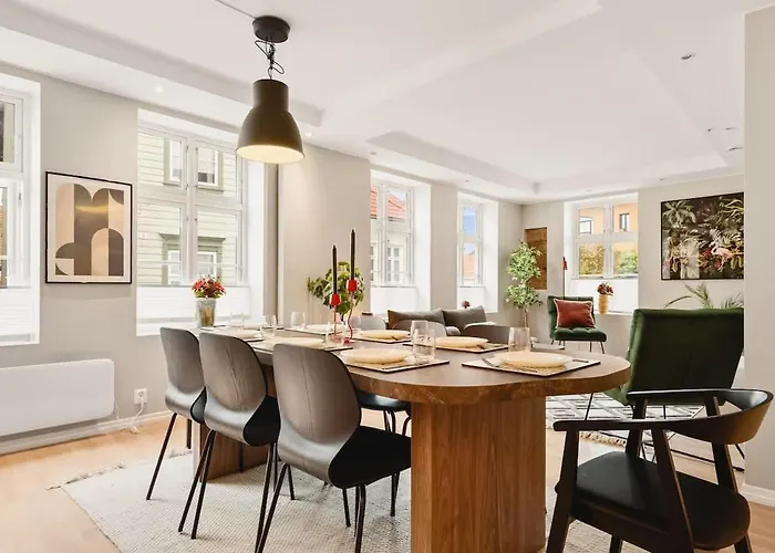 Dinbnb Apartments L 500M To Bryggen L Bathtub & New 2017 L Authentic Bergenshus