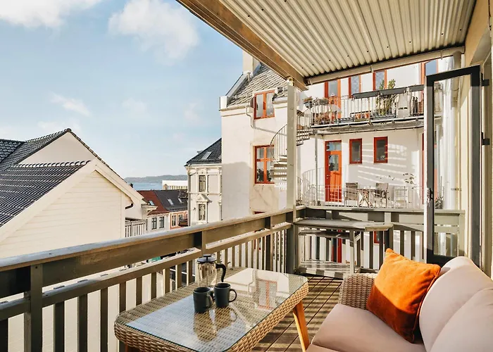 Dinbnb Apartments L Balcony & Sea Views L 800 M To Bryggen
