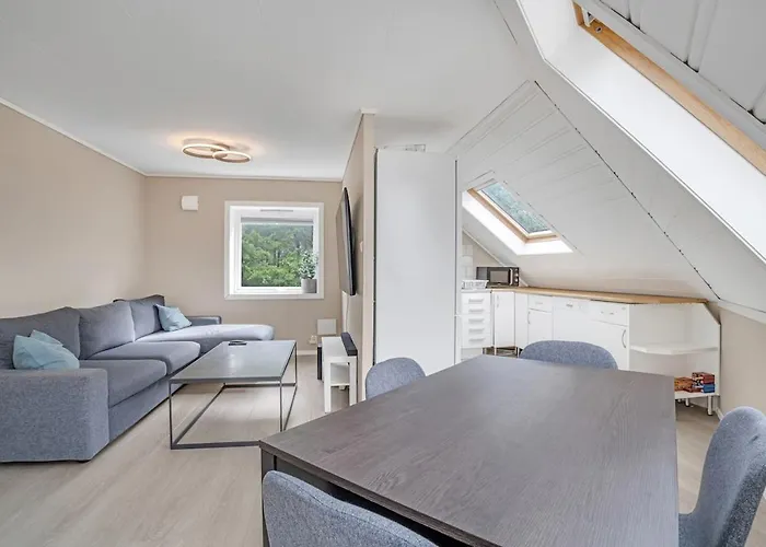 Top-Floor Apartment In Bergen