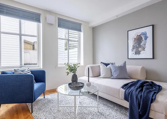 Hf Apartments