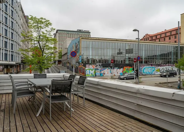 Amazing, Central House With Big Private Balcony