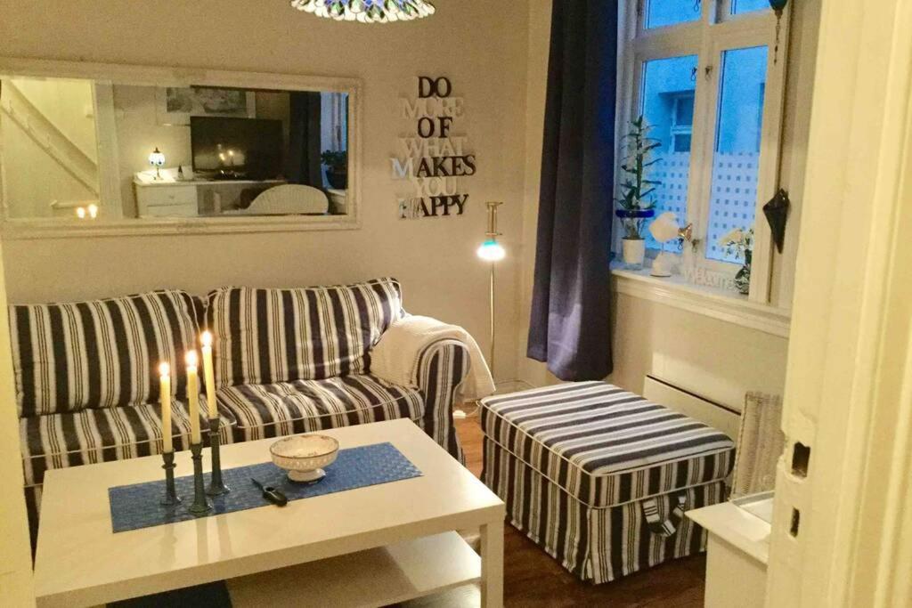 Line I Smauet Apartment