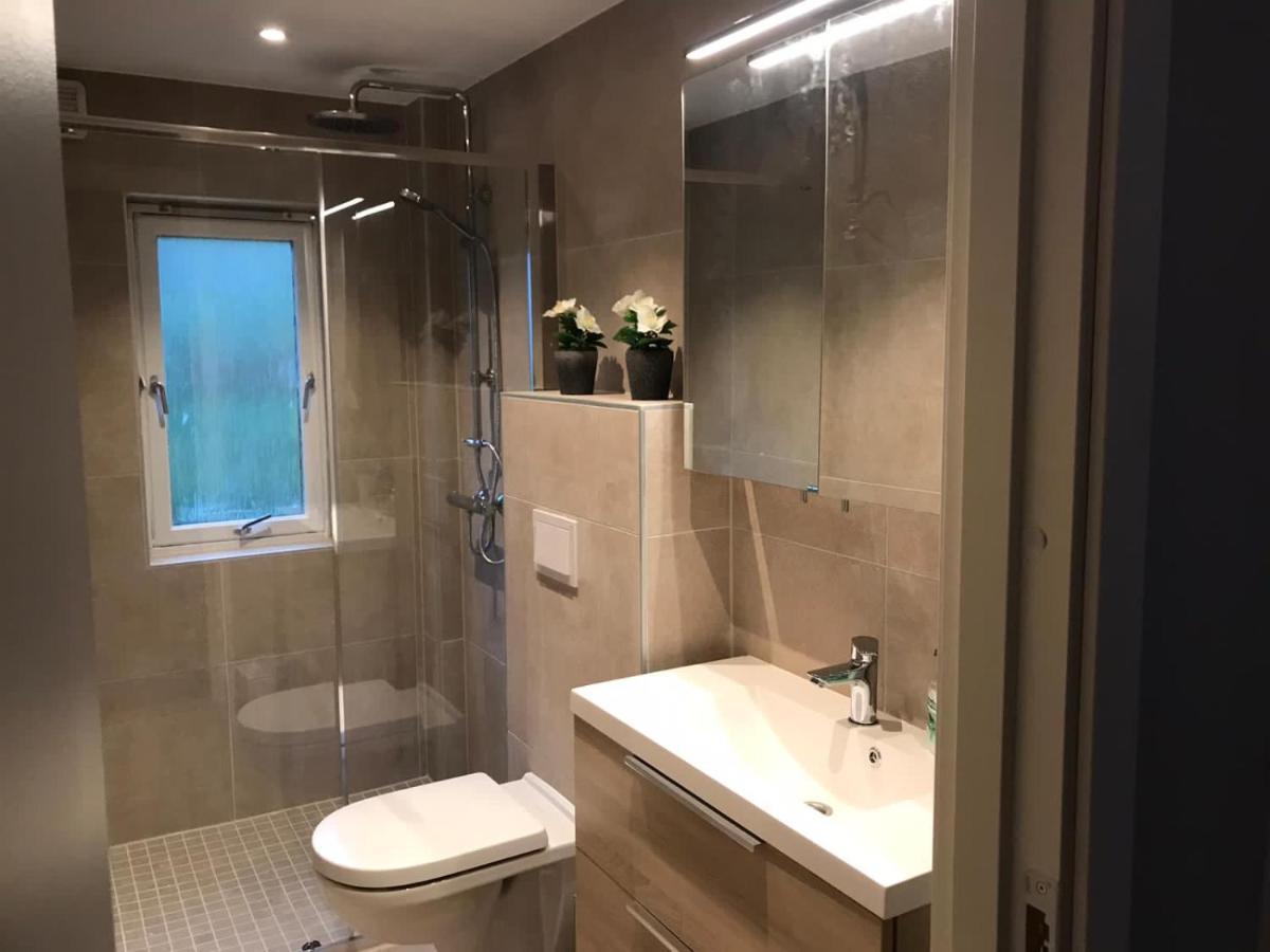 # 1 Mountain View With Free Street Parking Apartment *