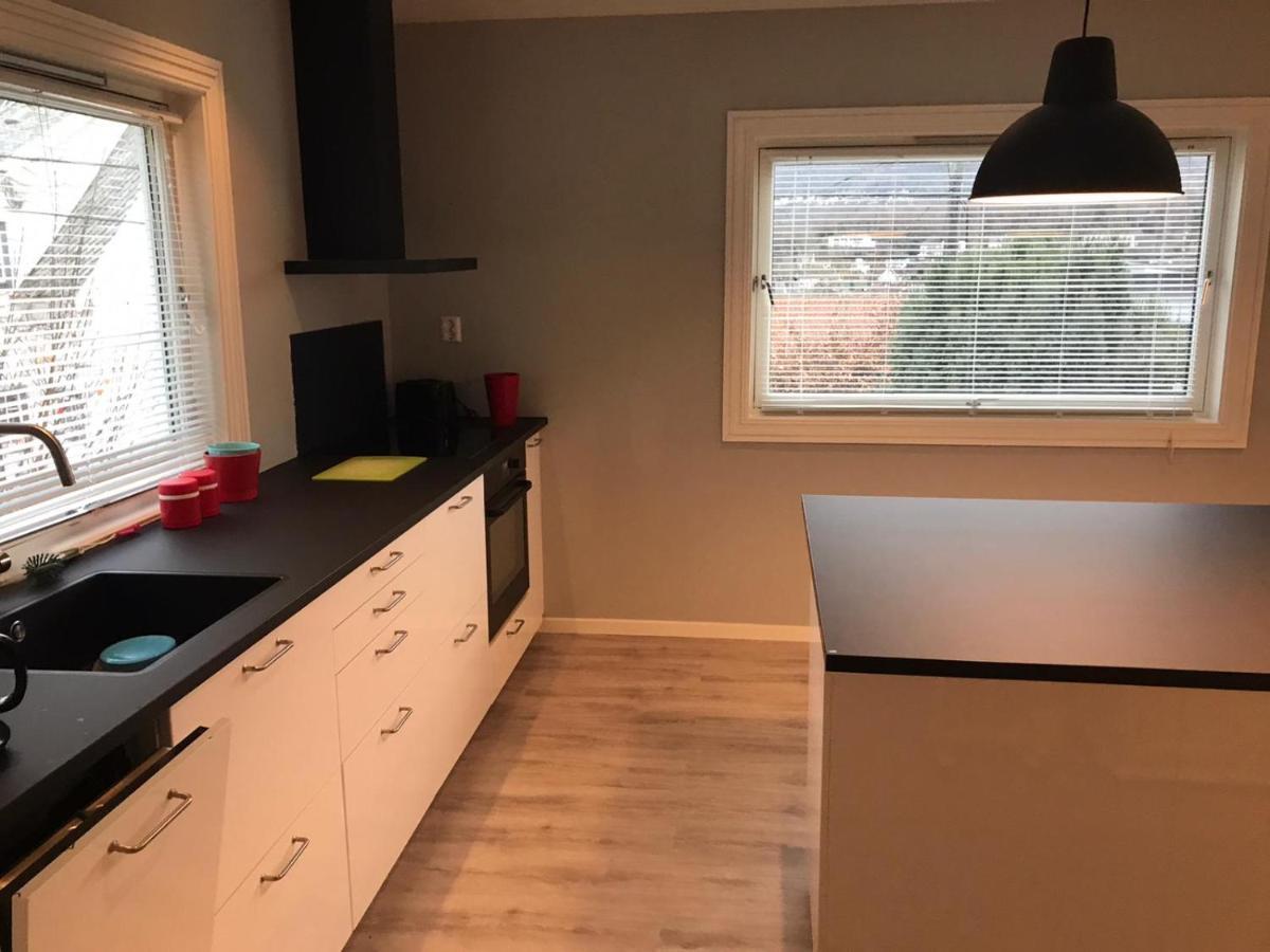 # 1 Mountain View With Free Street Parking Apartment Bergen