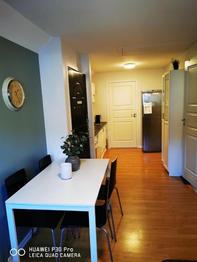 Minde 4 Floor Apartment