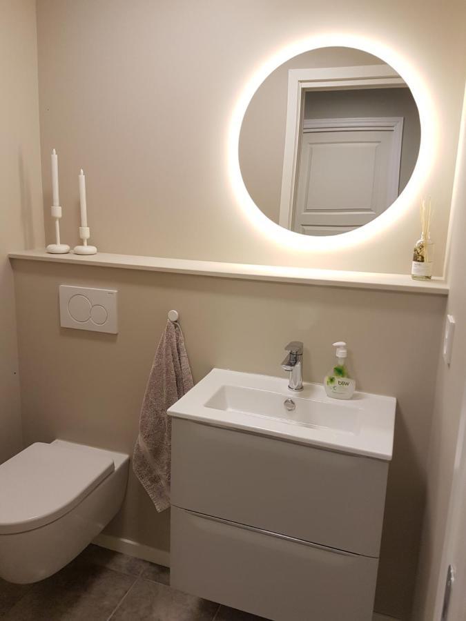 Beautiful With Sea View, 10 Min From Center Villa