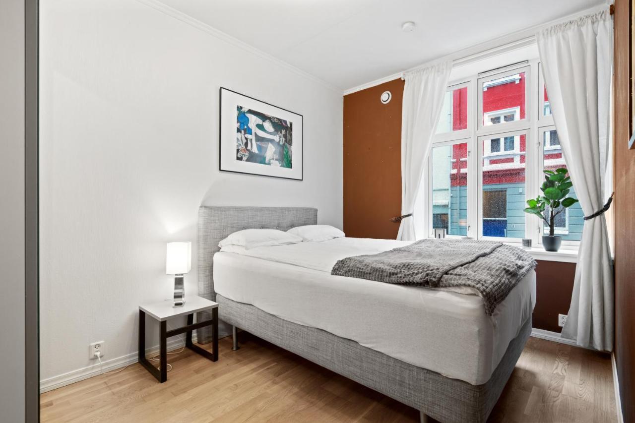 Central With High Standard Apartment Bergen
