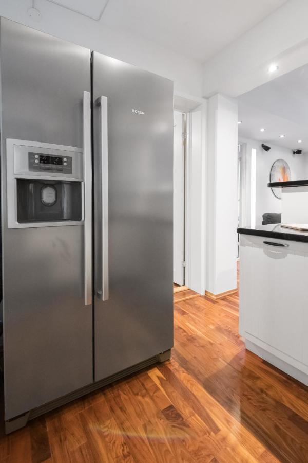 Central In The Heart Of Bergen! Apartment