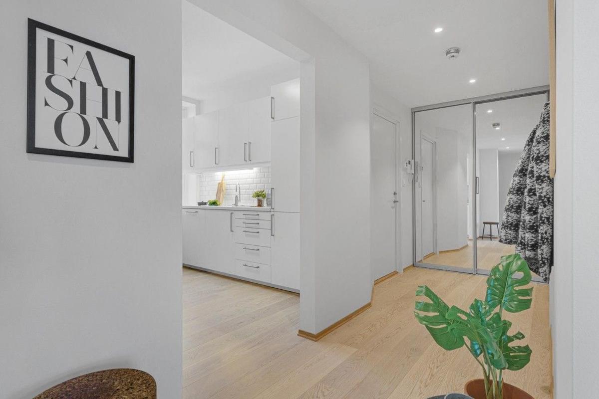 Superior 4 Bedroom Apartment *