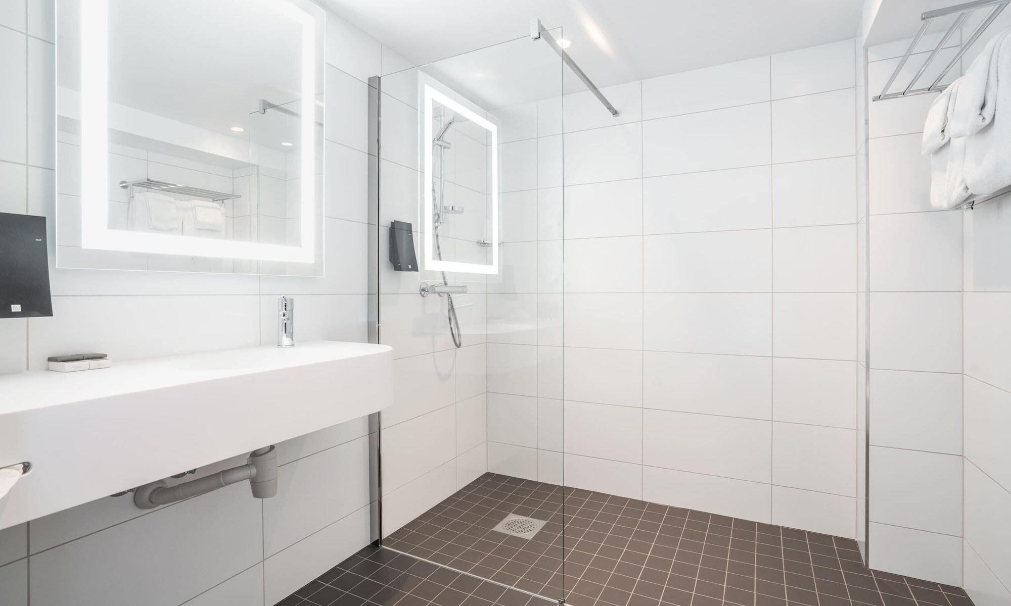 Thon Bristol, Hotell