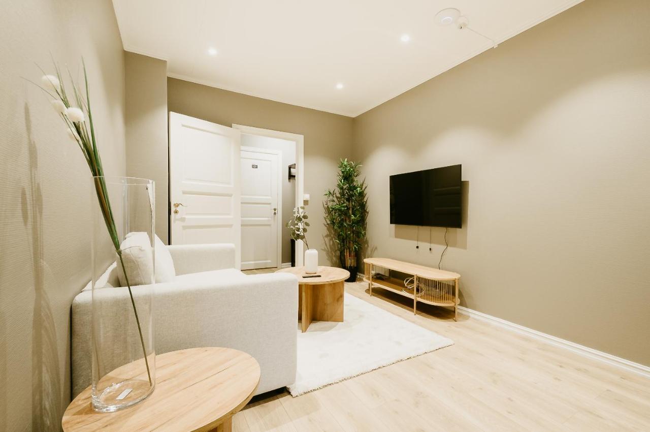 The - N°2 Apartment