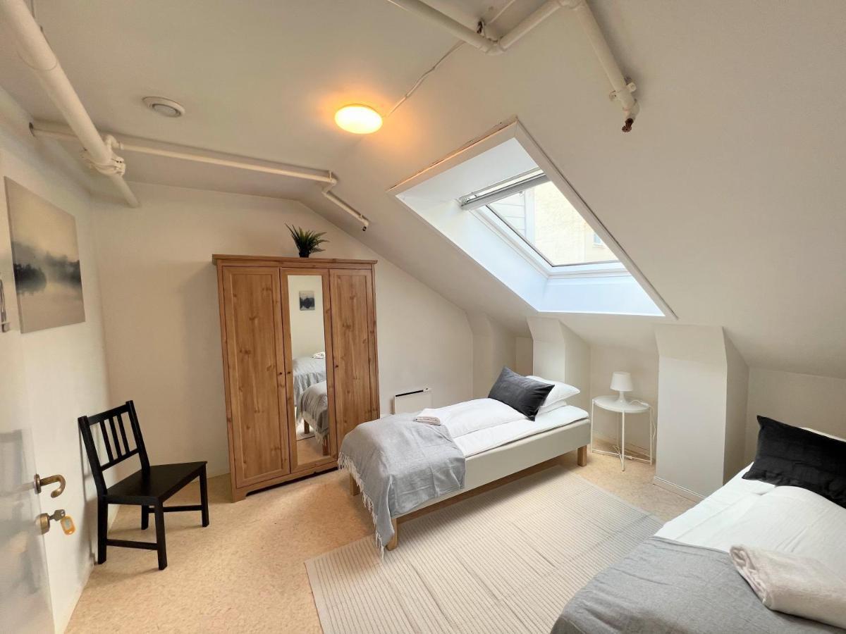 Fabryka Hostel *