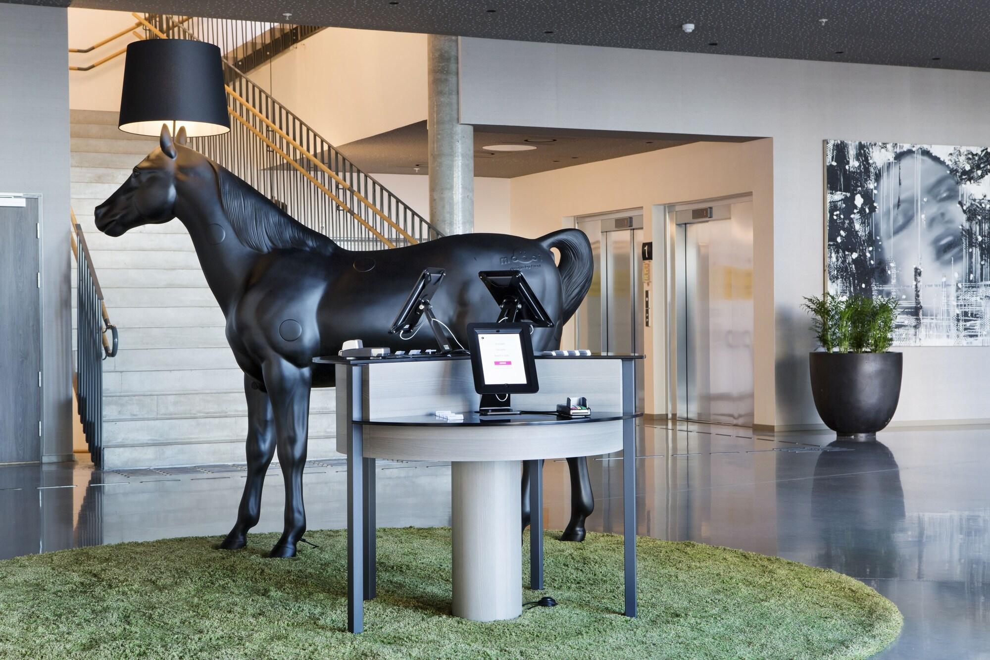Comfort Airport Hotel 4*