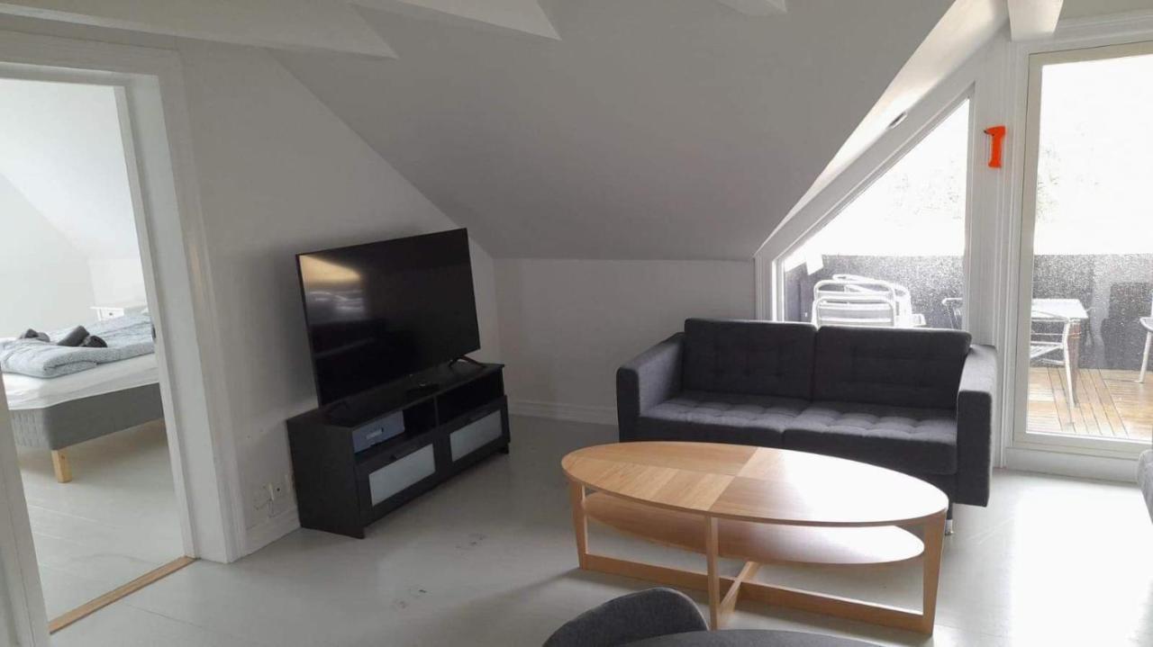 Floien Apartment *