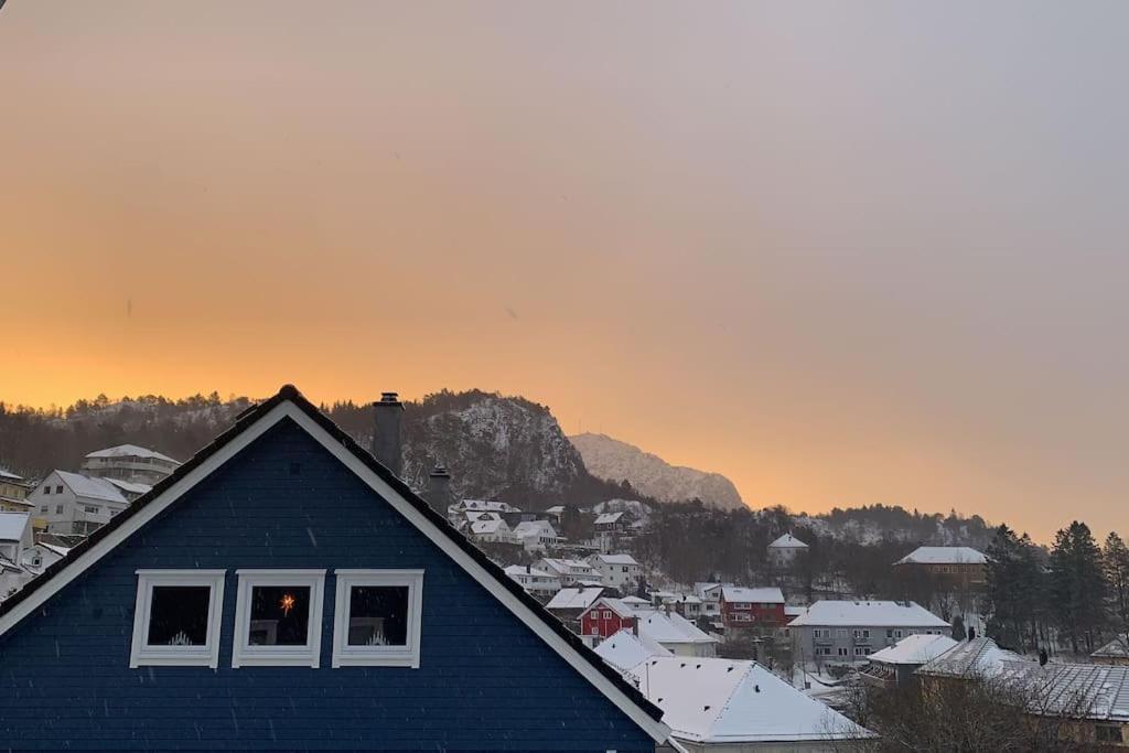 Holiday home Cosy House With Sunny Terrace, Garden And Fjord View Bergen