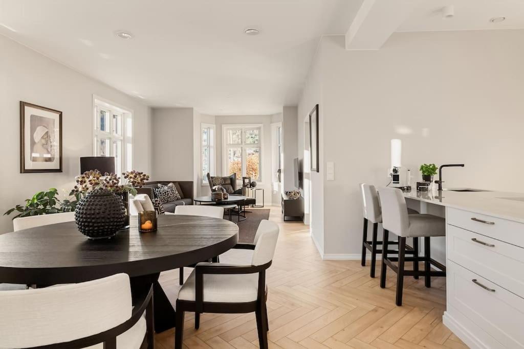Villa Bergen. Historic Luxury Near The Centre Bergen