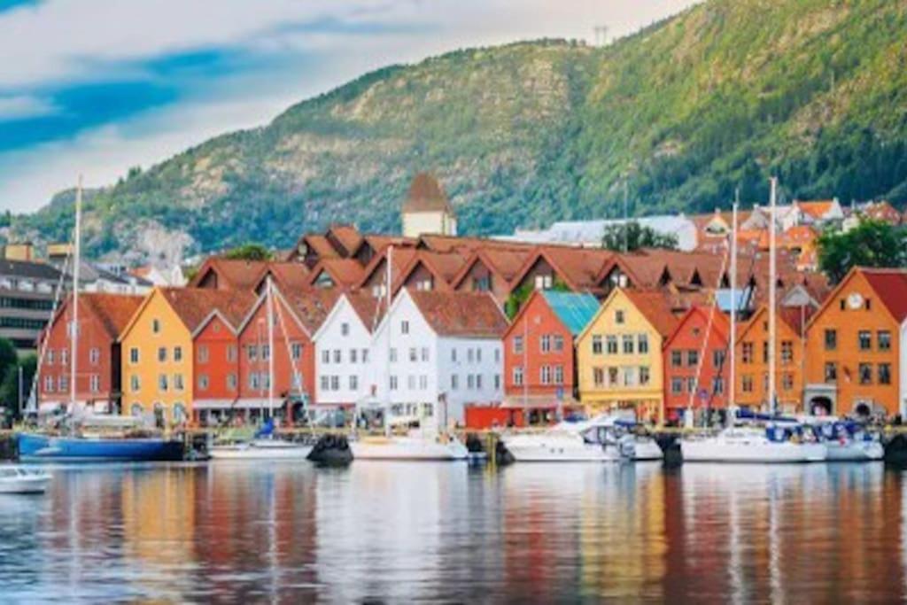 Bergen. Historic Luxury Near The Centre *