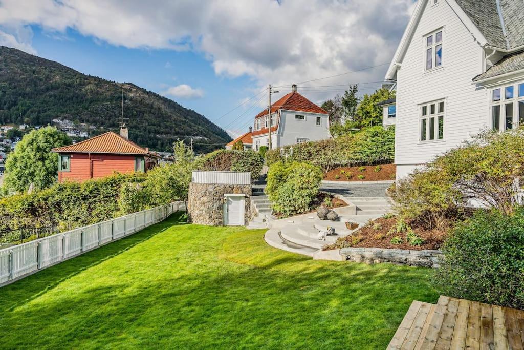 Bergen. Historic Luxury Near The Centre Villa