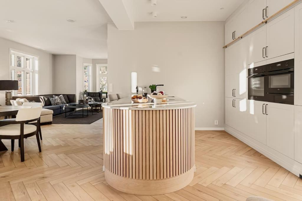 Bergen. Historic Luxury Near The Centre *