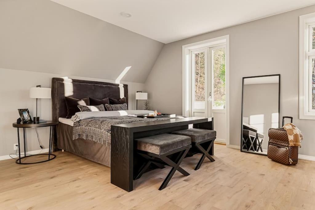 Bergen. Historic Luxury Near The Centre *