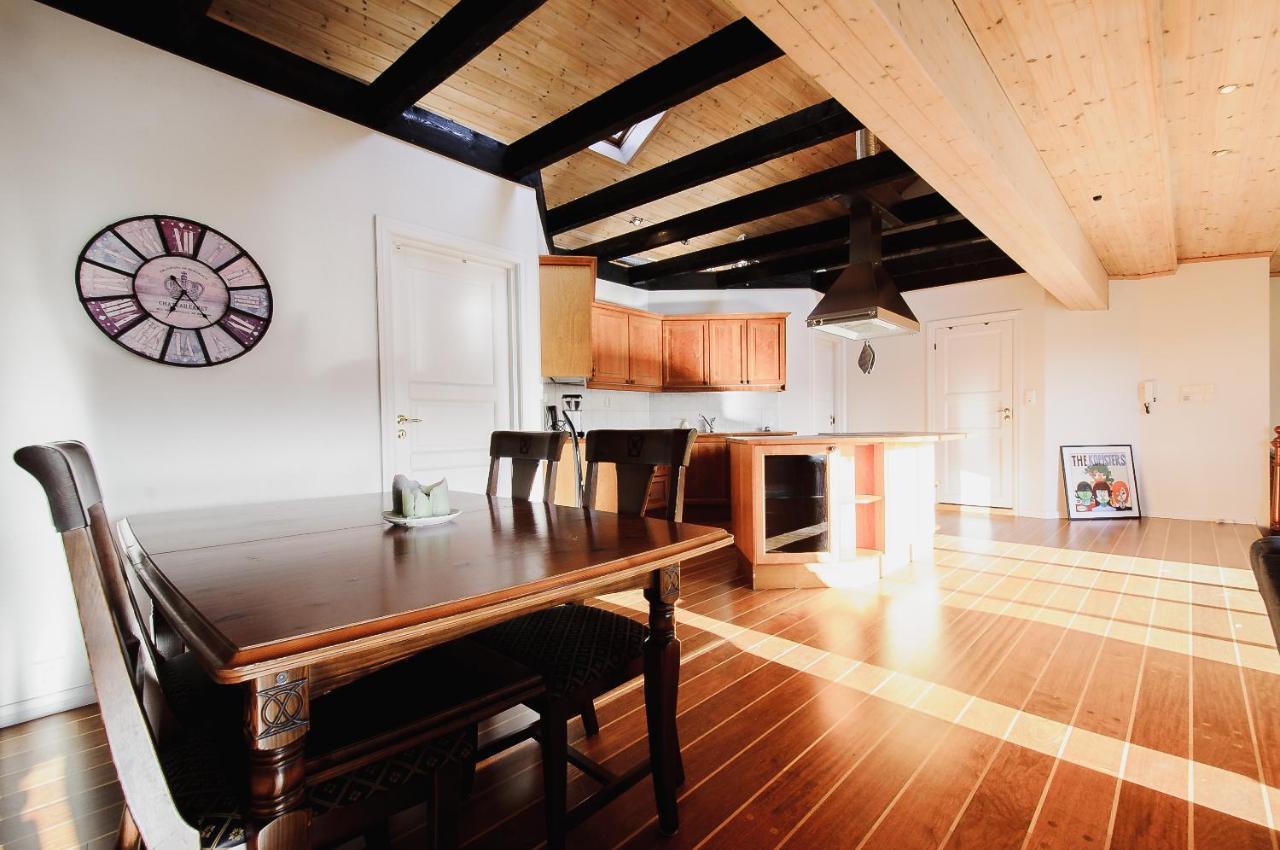 Lägenhet Spacious Penthouse With Grand Terrace