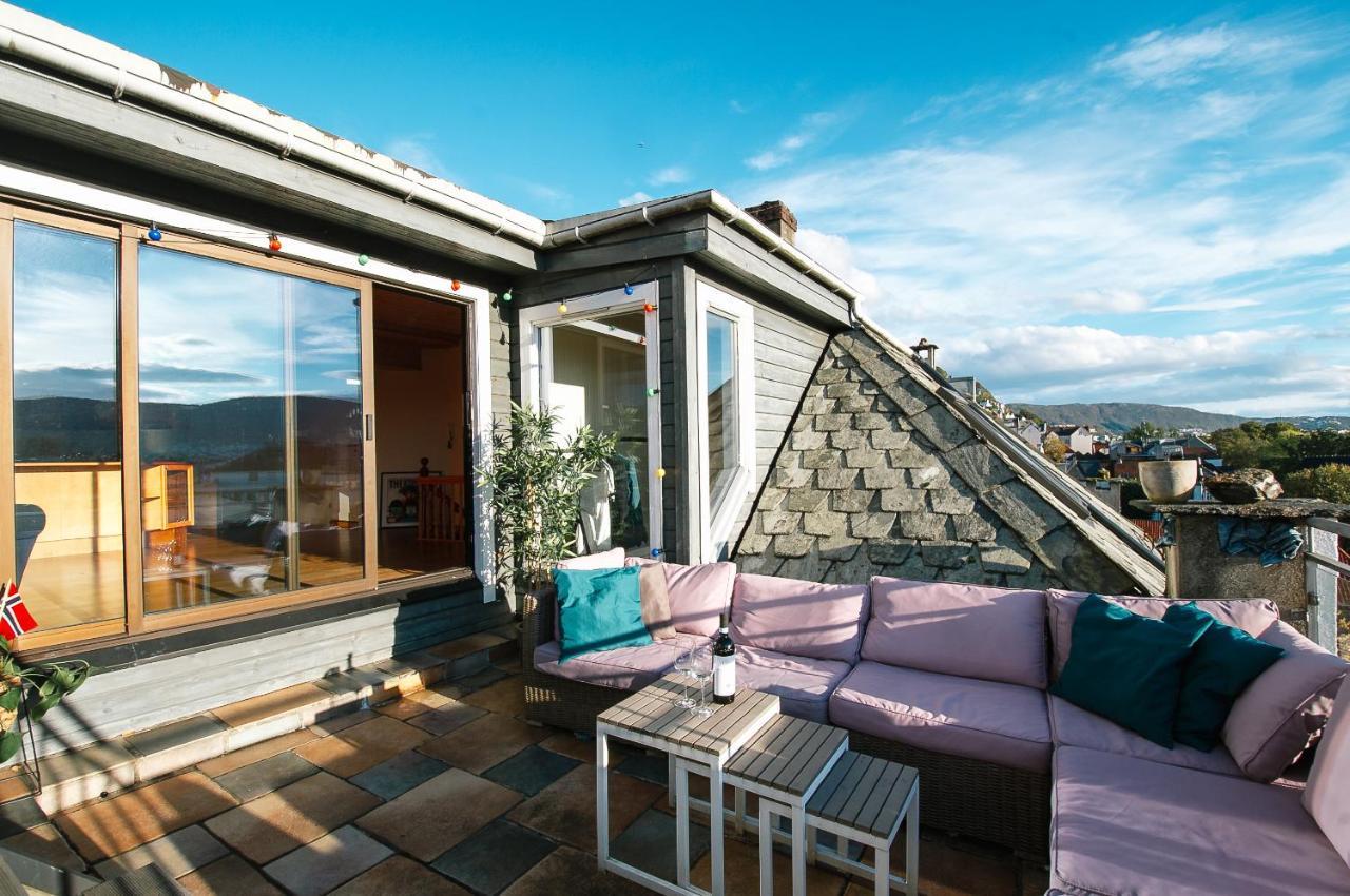Lägenhet Spacious Penthouse With Grand Terrace Bergen